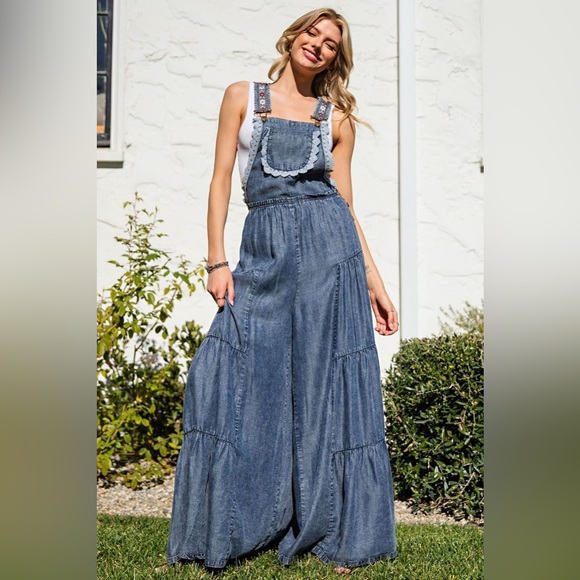 Lace Trim Tiered Wide Leg Denim Overalls Jumpsuit - eesome - Picture 7 of 7